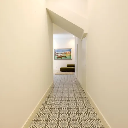 Art Deco 42 Luxury 2br Downtown Metro Ac