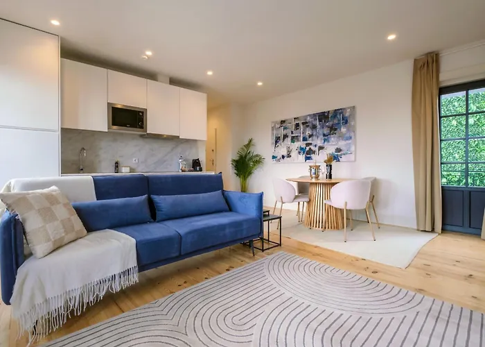 Art Deco 42 Luxury 2br Downtown Metro Ac *