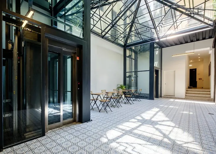 아파트 Art Deco 42 Luxury 2br Downtown Metro Ac 포르투