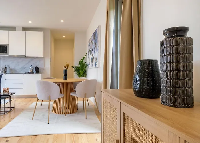 Art Deco 42 Luxury 2br Downtown Metro Ac